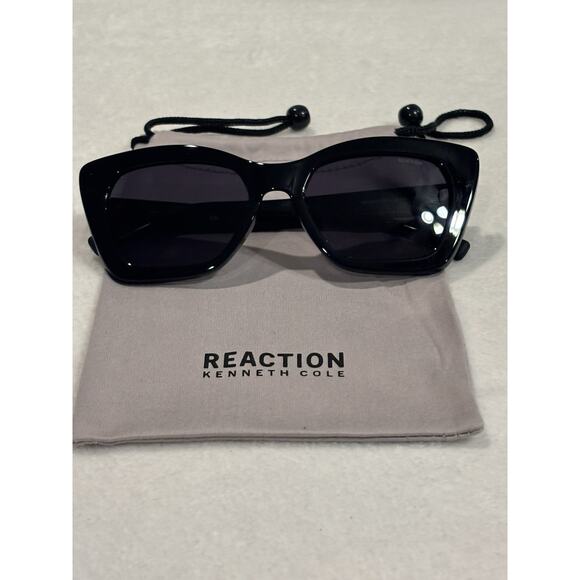 Kenneth Cole Reaction Black Cat Eye Sunglasses with Pouch RN00015S 53-18-140 NWT - Picture 2 of 8